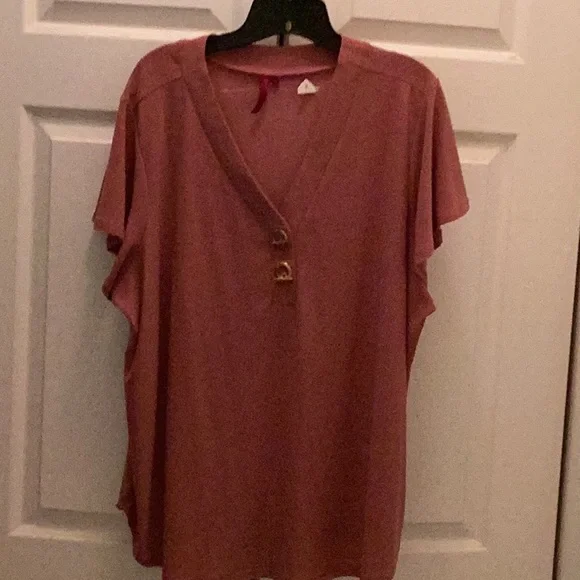 ๐ธNWT Sexy Size 2 XLarge Top Closet Must Have & Fun to Wear ๐ธ - Picture 3 of 9